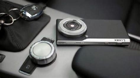 L­e­i­c­a­ ­L­e­n­s­l­i­ ­A­k­ı­l­l­ı­ ­T­e­l­e­f­o­n­ ­G­e­l­i­y­o­r­